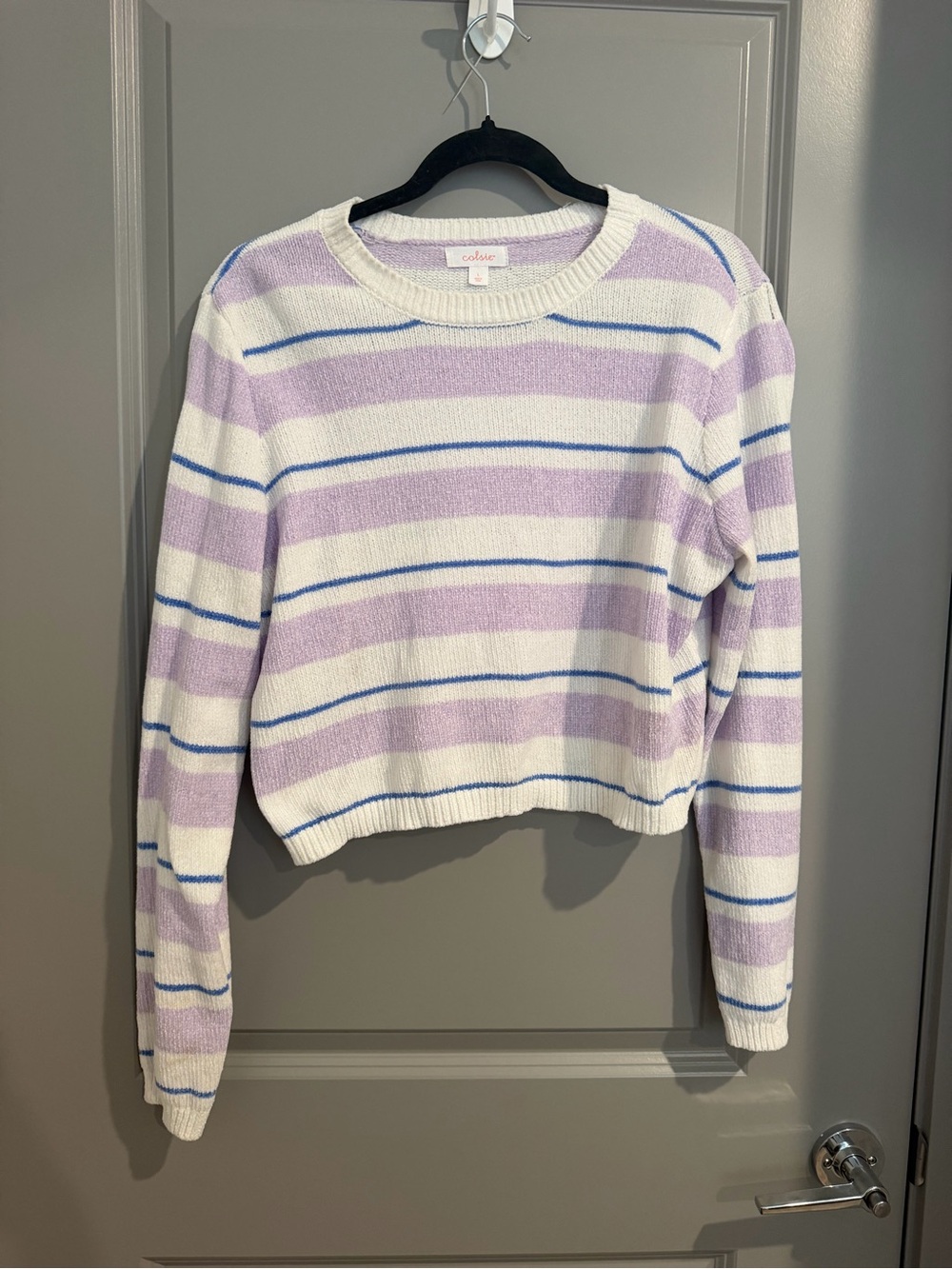 Colsie White Crewneck Sweater with Lilac & Blue Stripes